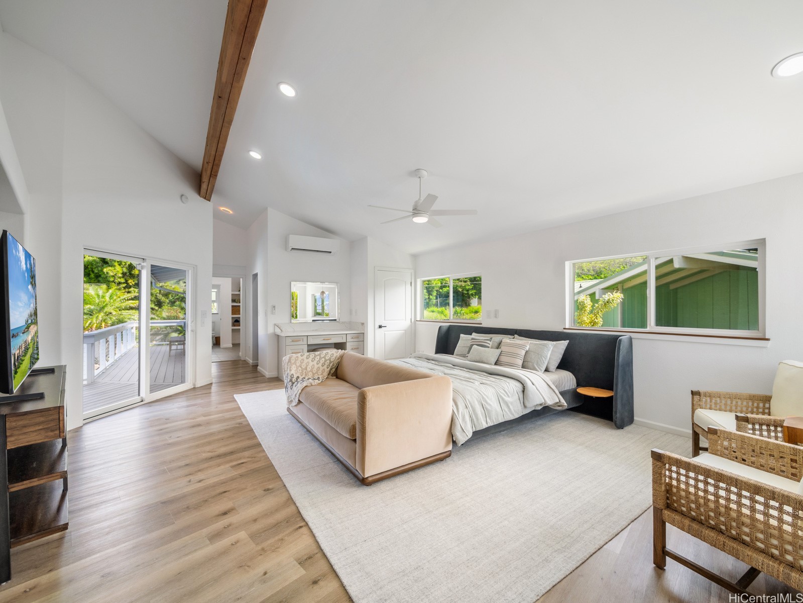 6815 Niumalu Loop Property Photo 18