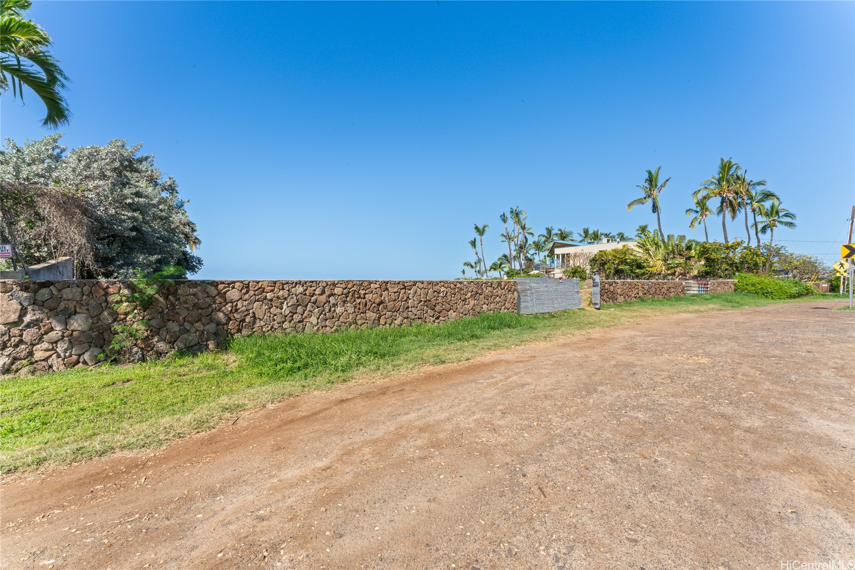 84-939 Farrington Highway Property Photo 2