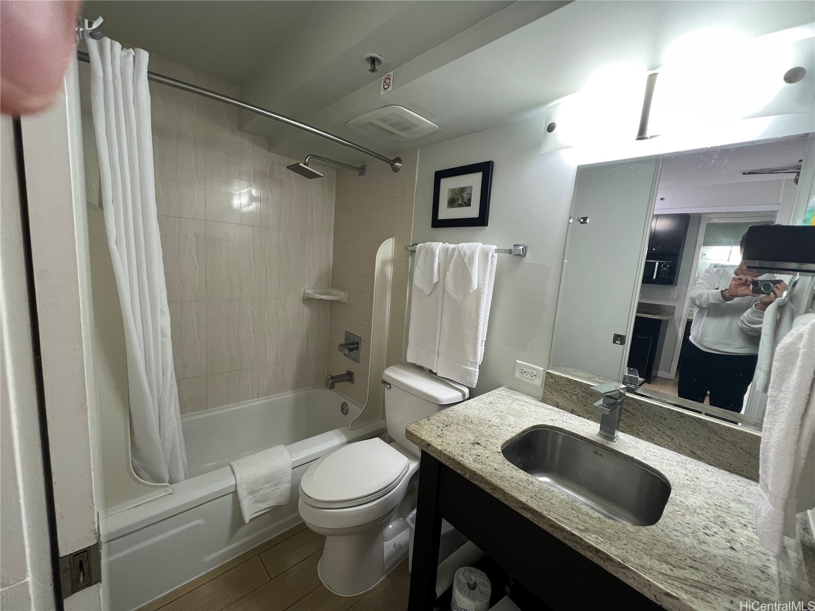 445 Seaside Avenue 2519 Property Photo 7