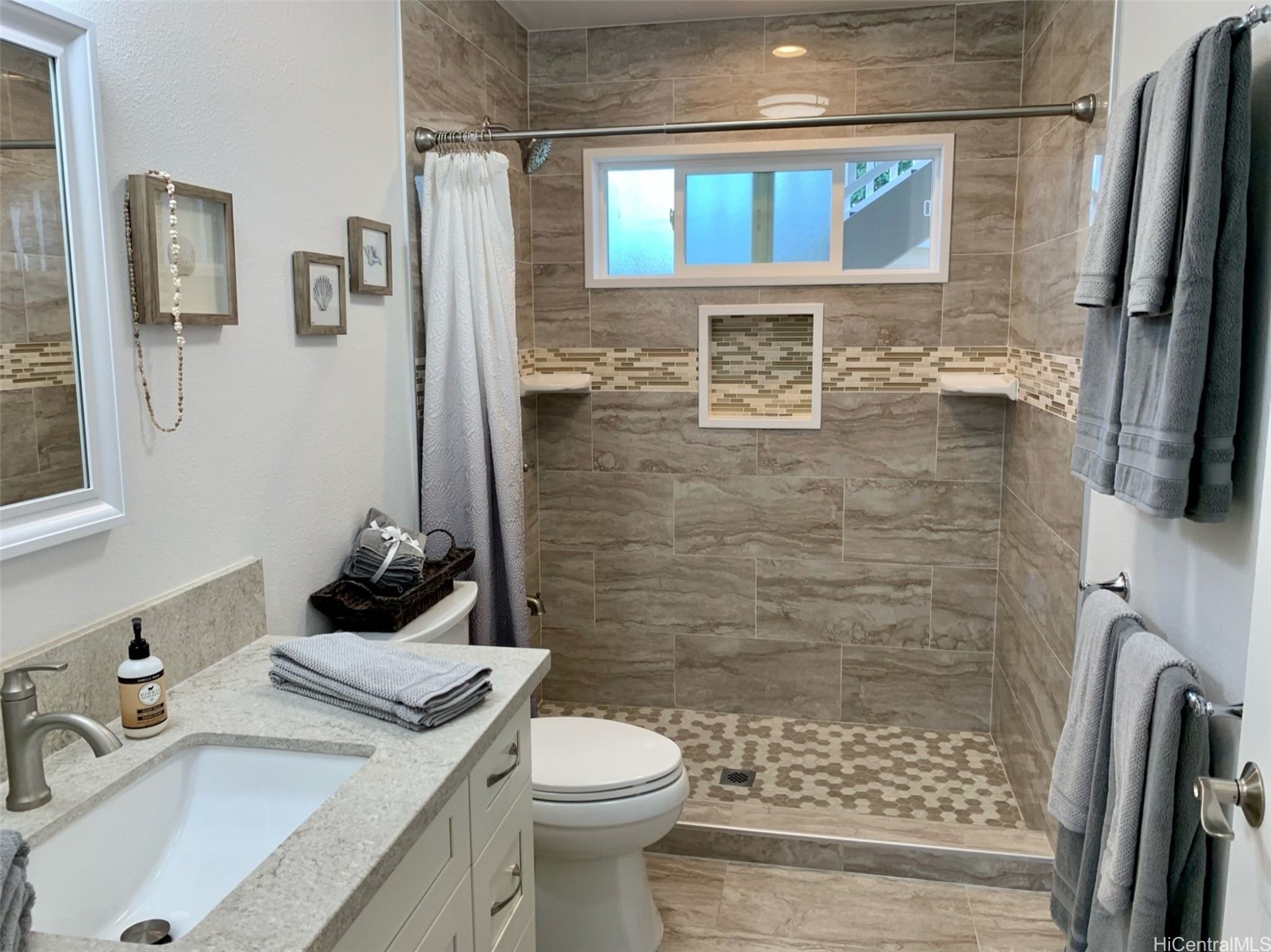 451 Lanae Way Property Photo 19