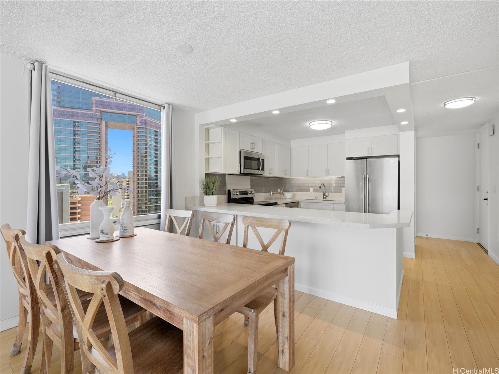 1717 Ala Wai Boulevard 1501 Property Photo 3