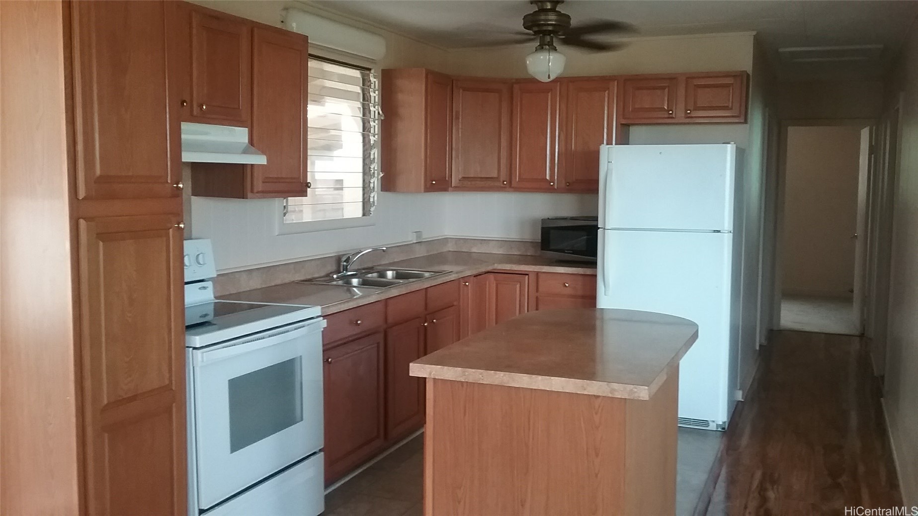 99-633 Aiea Heights Drive Property Photo 3