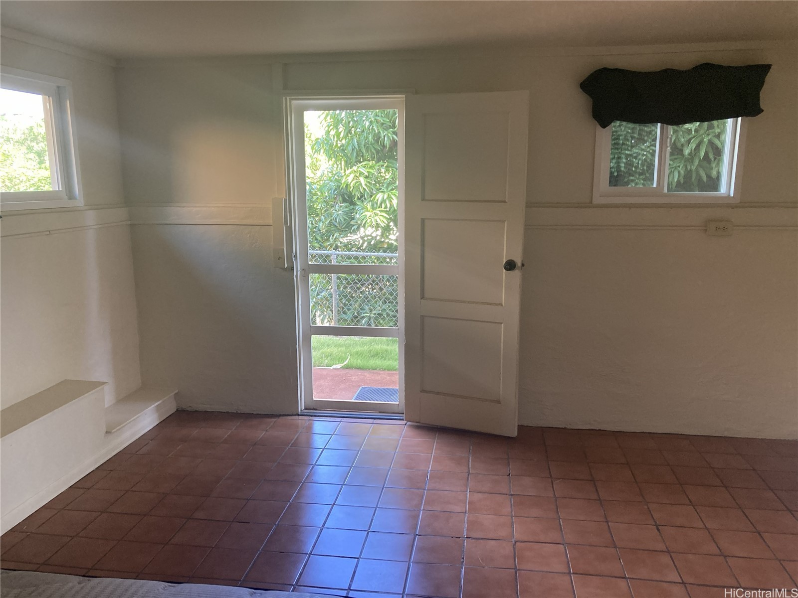 99-633 Aiea Heights Drive Property Photo 19