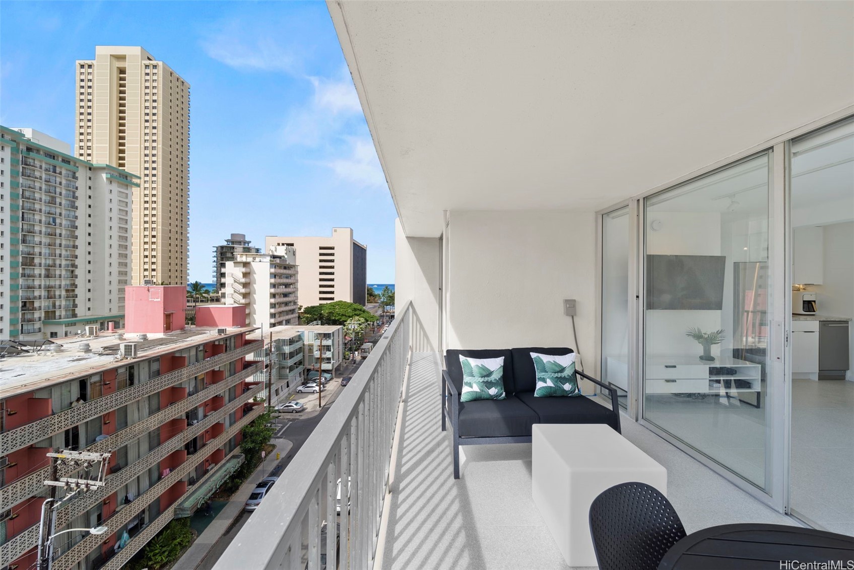 2427 Kuhio Avenue 807 Property Photo 13