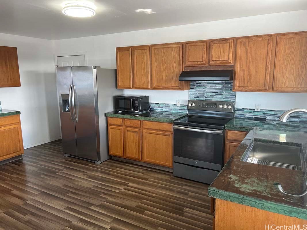 92-1055 Kamaaina Boulevard Property Photo 11