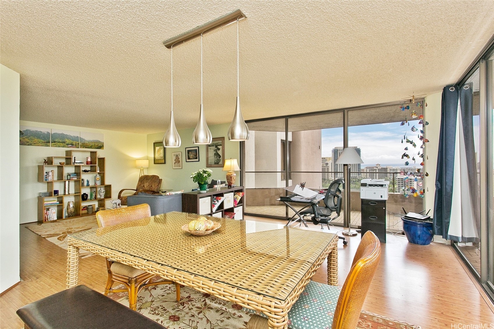 1910 Ala Moana Boulevard 25a Property Photo 3