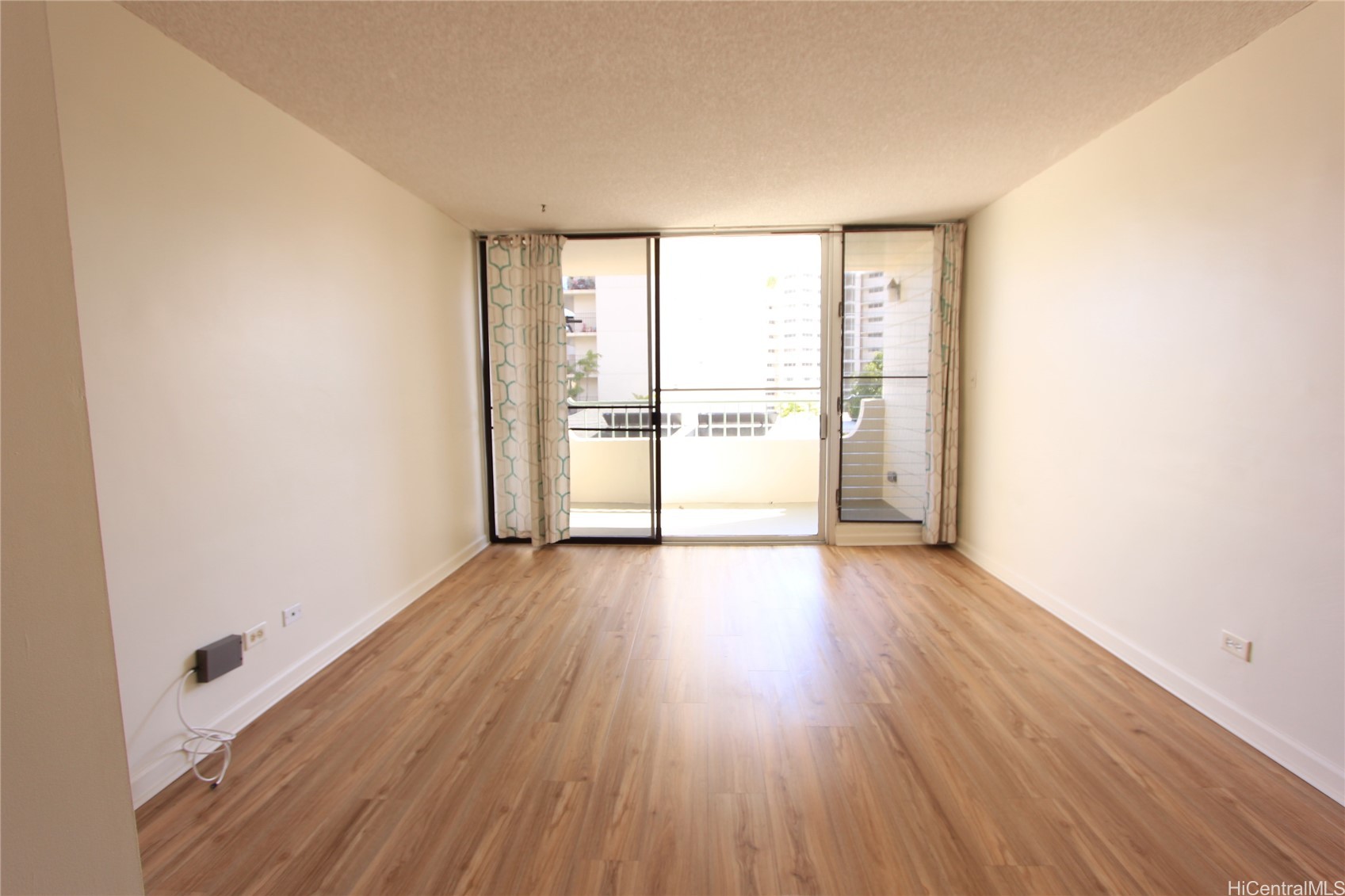 1722 Makiki Street 302 Property Photo 6