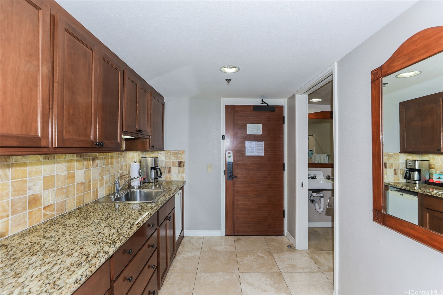 2045 Kalakaua Avenue 509 Property Photo 7
