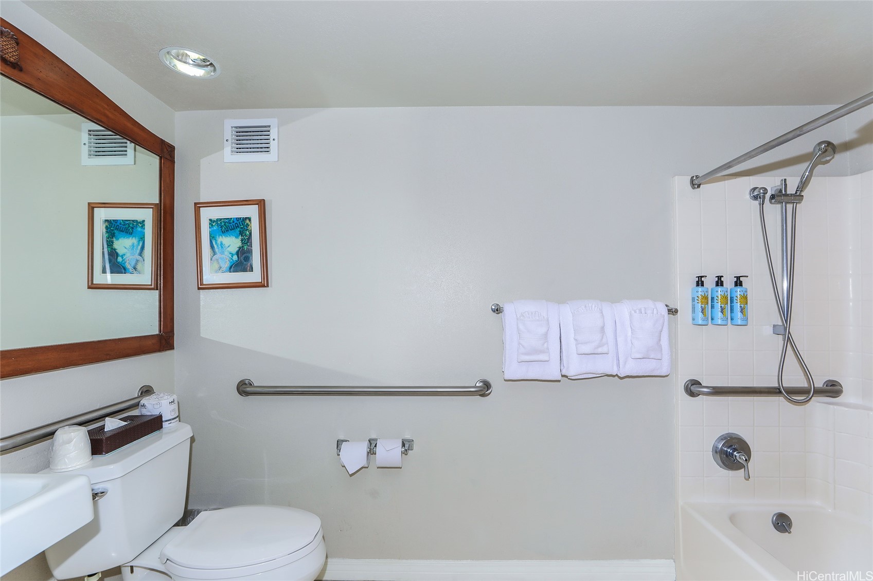 2045 Kalakaua Avenue 509 Property Photo 13