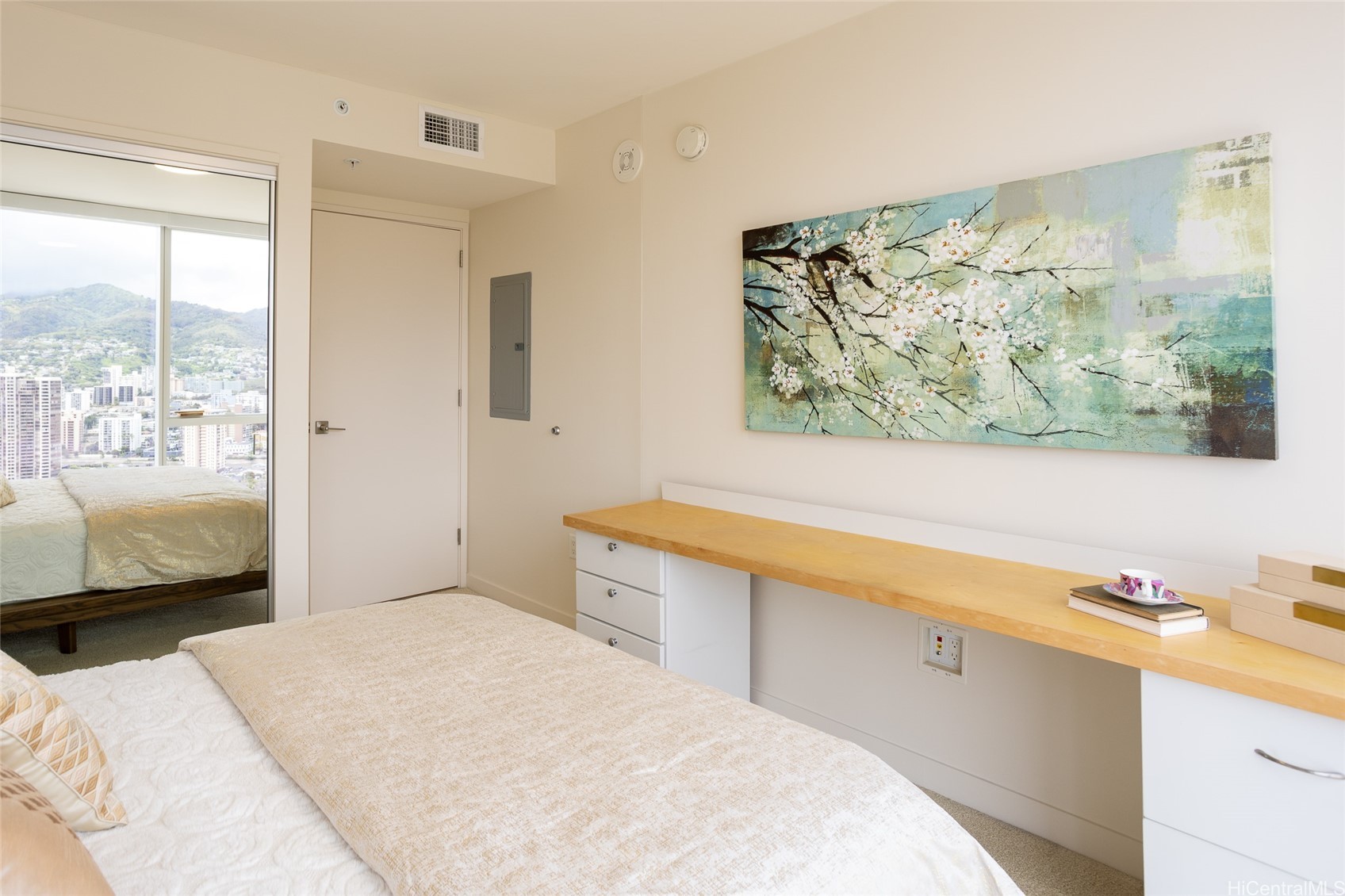 888 Kapiolani Boulevard 4101 Property Photo 8