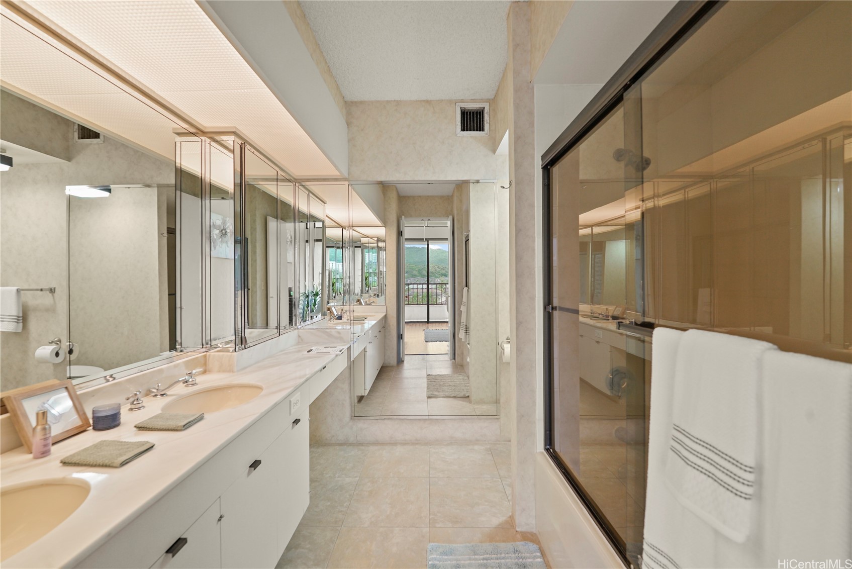 500 Lunalilo Home Road 26d Property Photo 11
