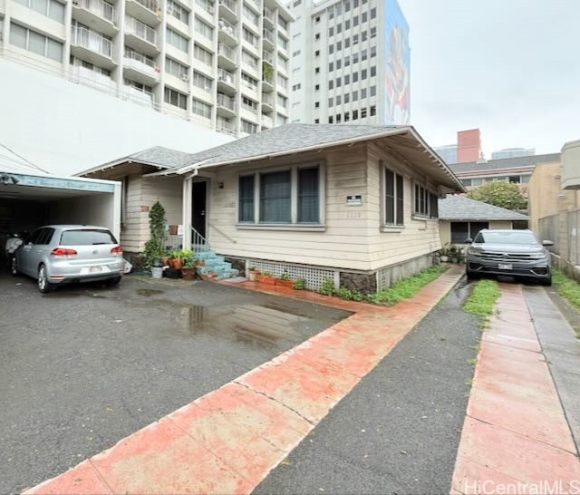 1119 Young Street Property Photo 1