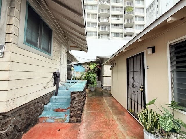 1119 Young Street Property Photo 6