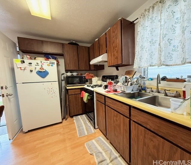 1119 Young Street Property Photo 8