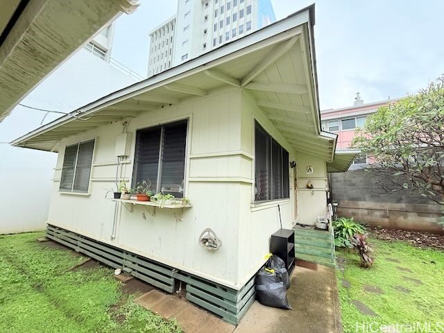 1119 Young Street Property Photo 10