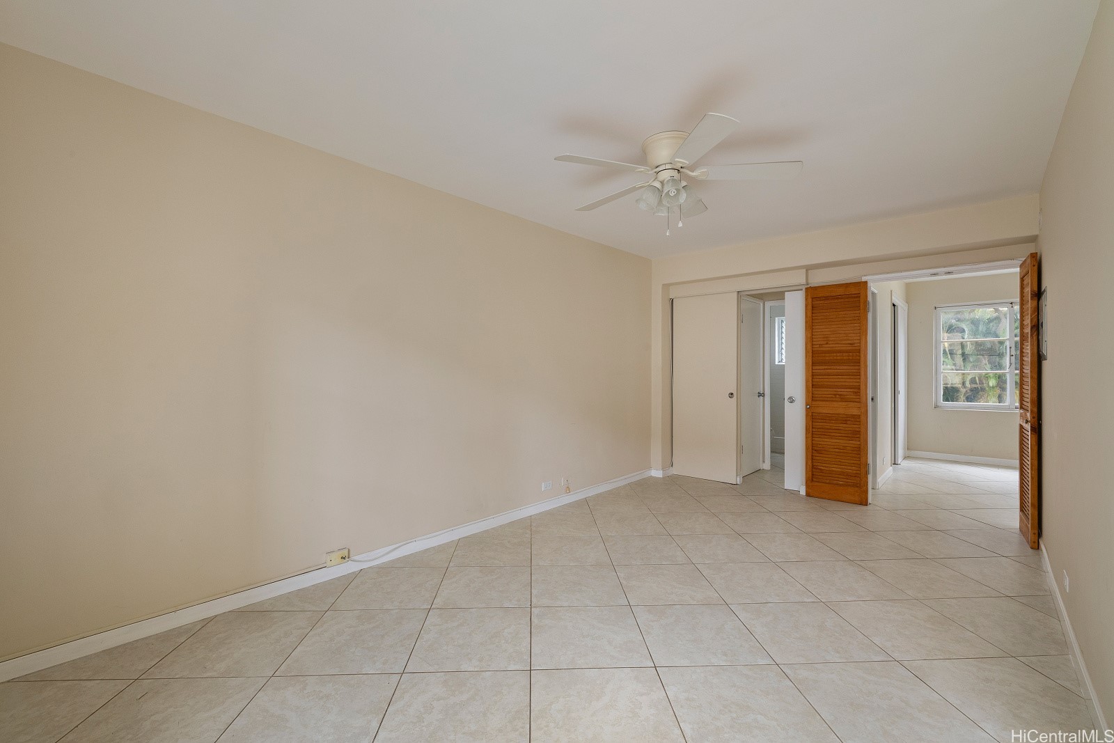 1621 Ala Wai Boulevard 202 Property Photo 2