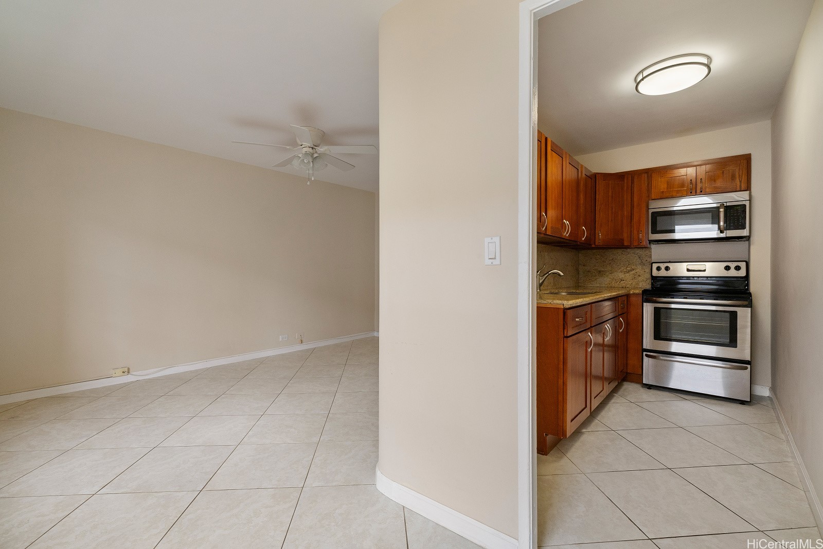 1621 Ala Wai Boulevard 202 Property Photo 4