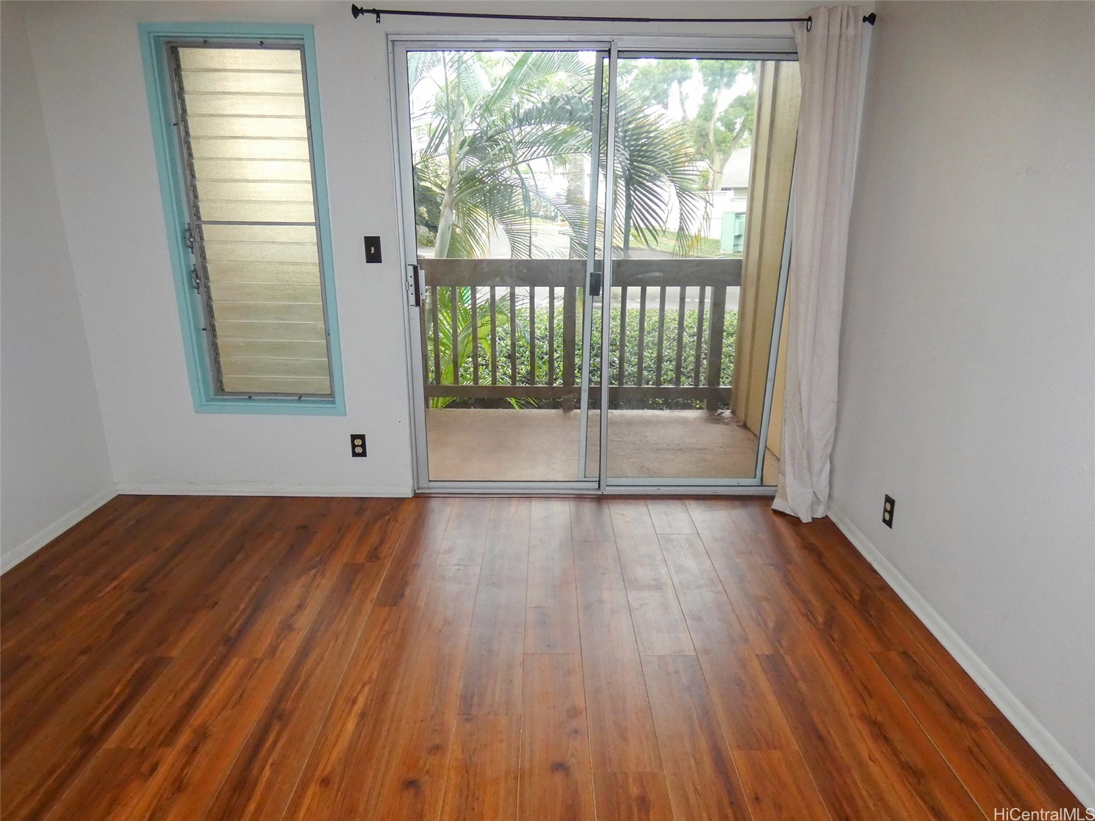 46-63 Emepela Place U206 Property Photo 2