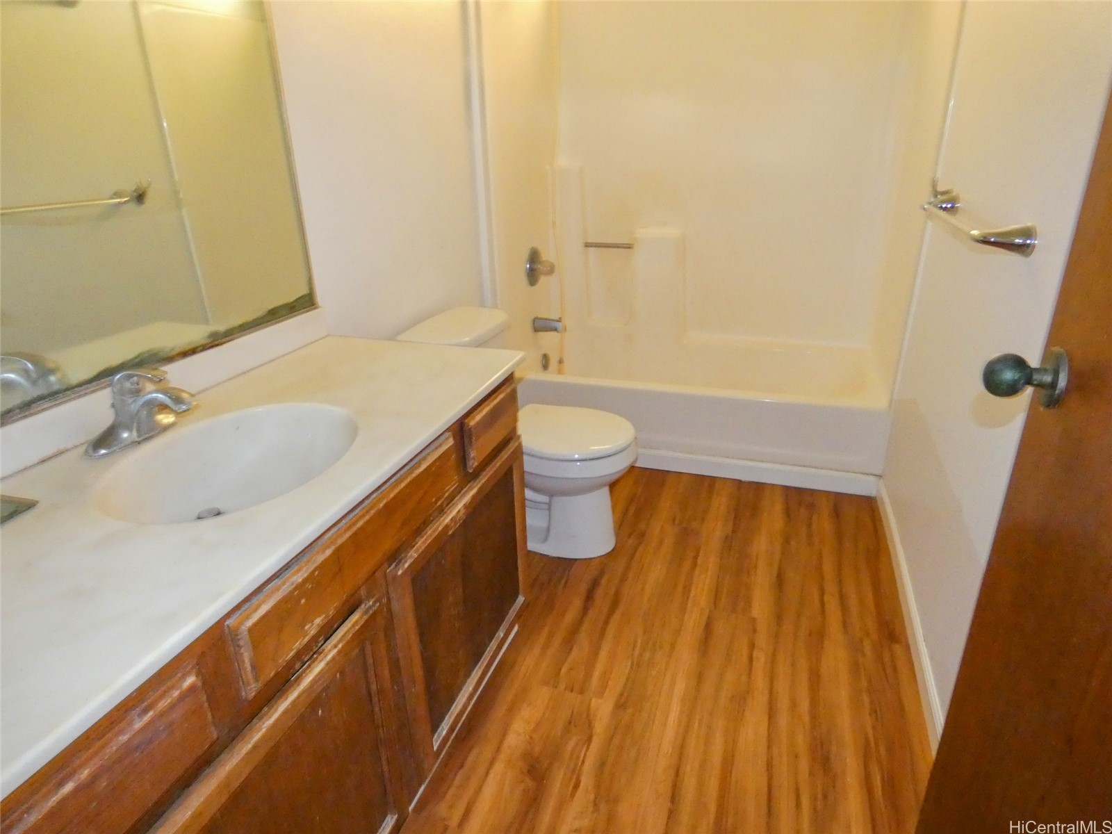 46-63 Emepela Place U206 Property Photo 8