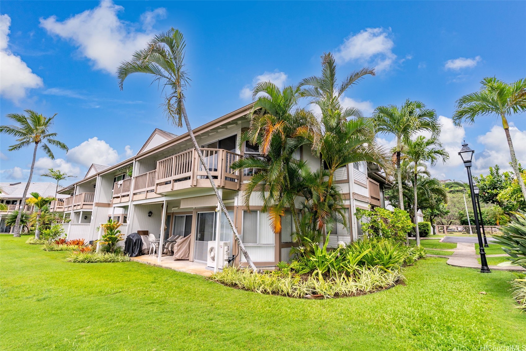 7007 Hawaii Kai Drive H24 Property Photo 4