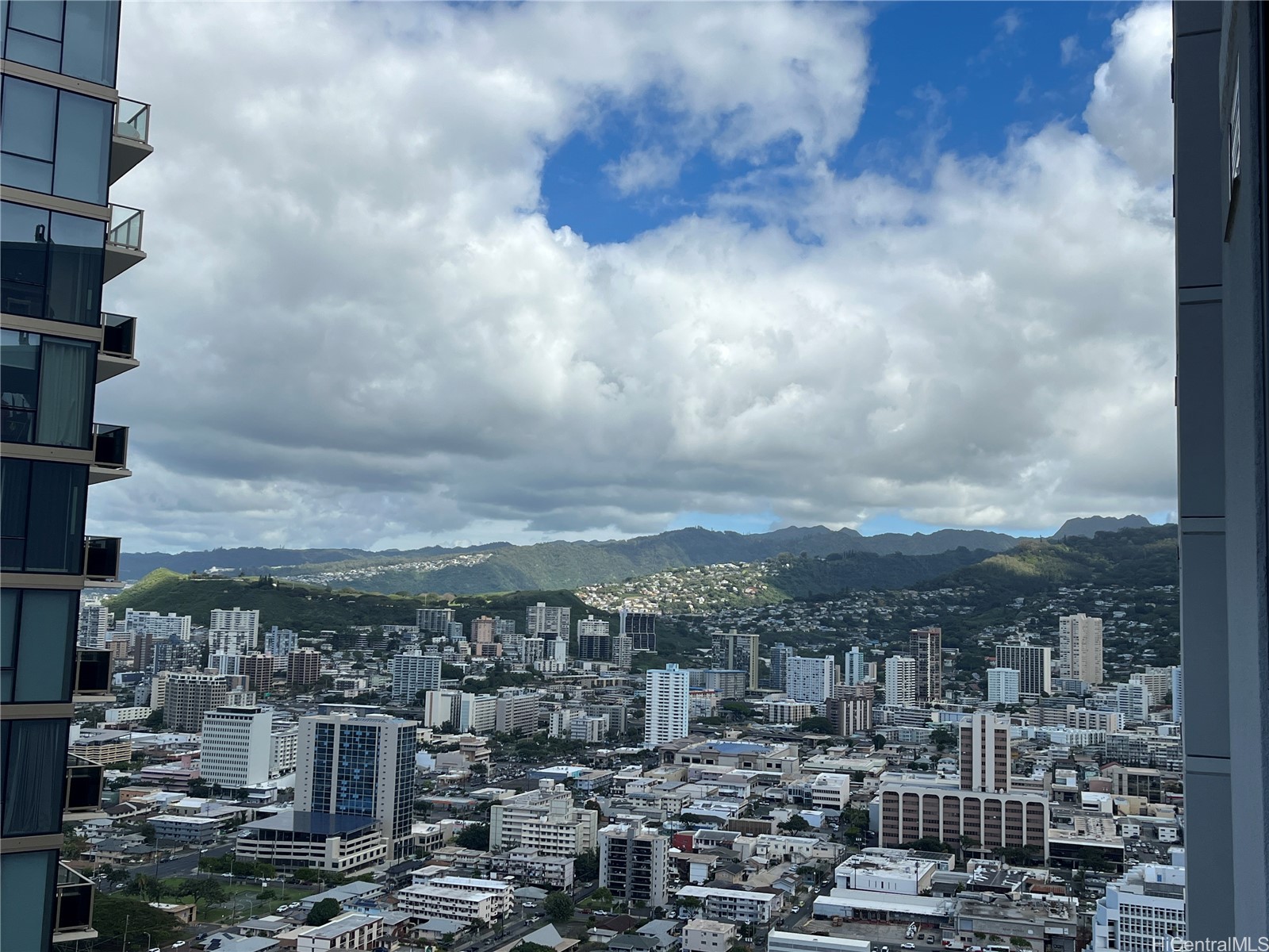 1390 Kapiolani Boulevard 3704 Property Photo 16