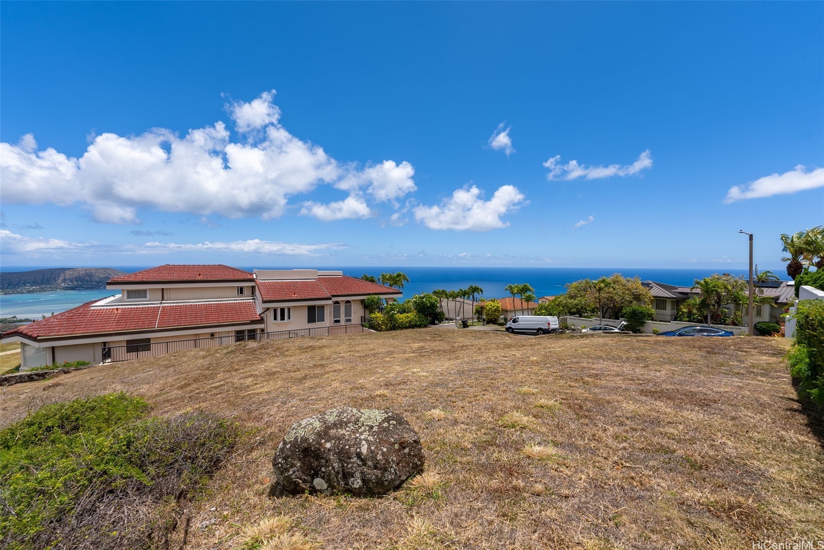 804 Moaniala Street Property Photo 5
