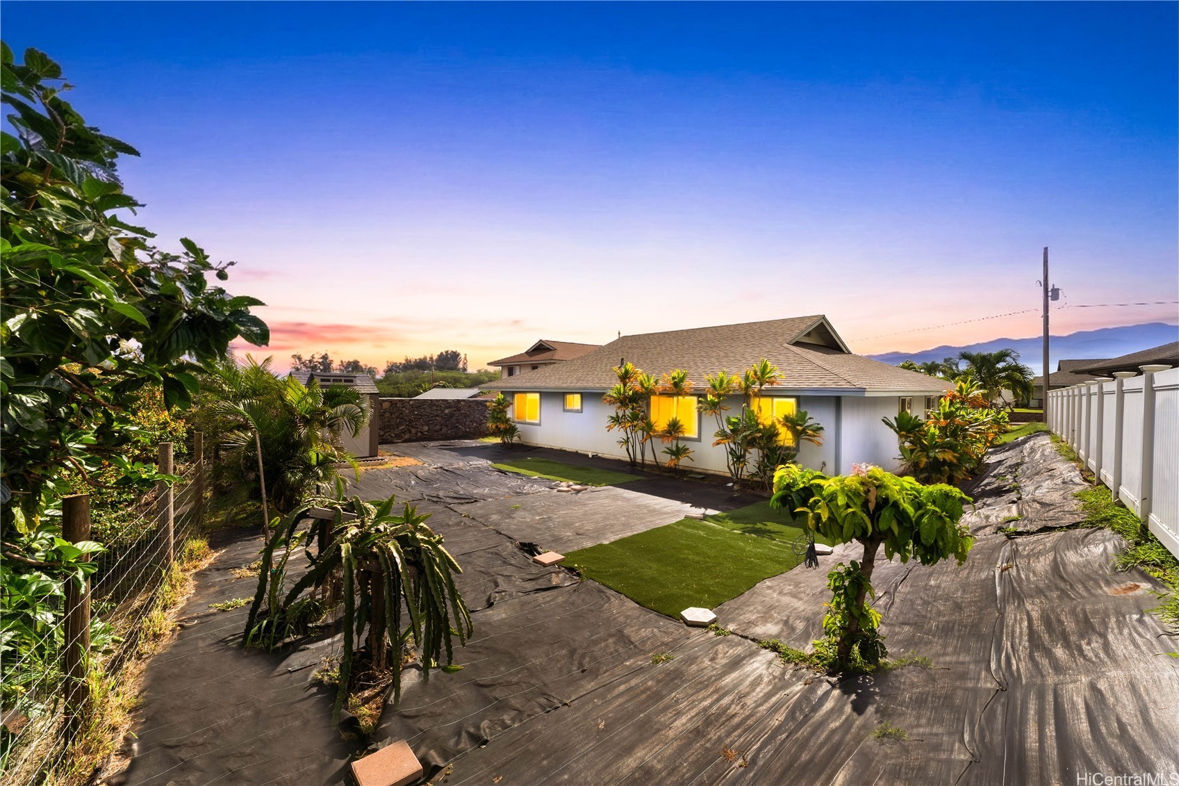 39 Hoola Hou Street Property Photo 3