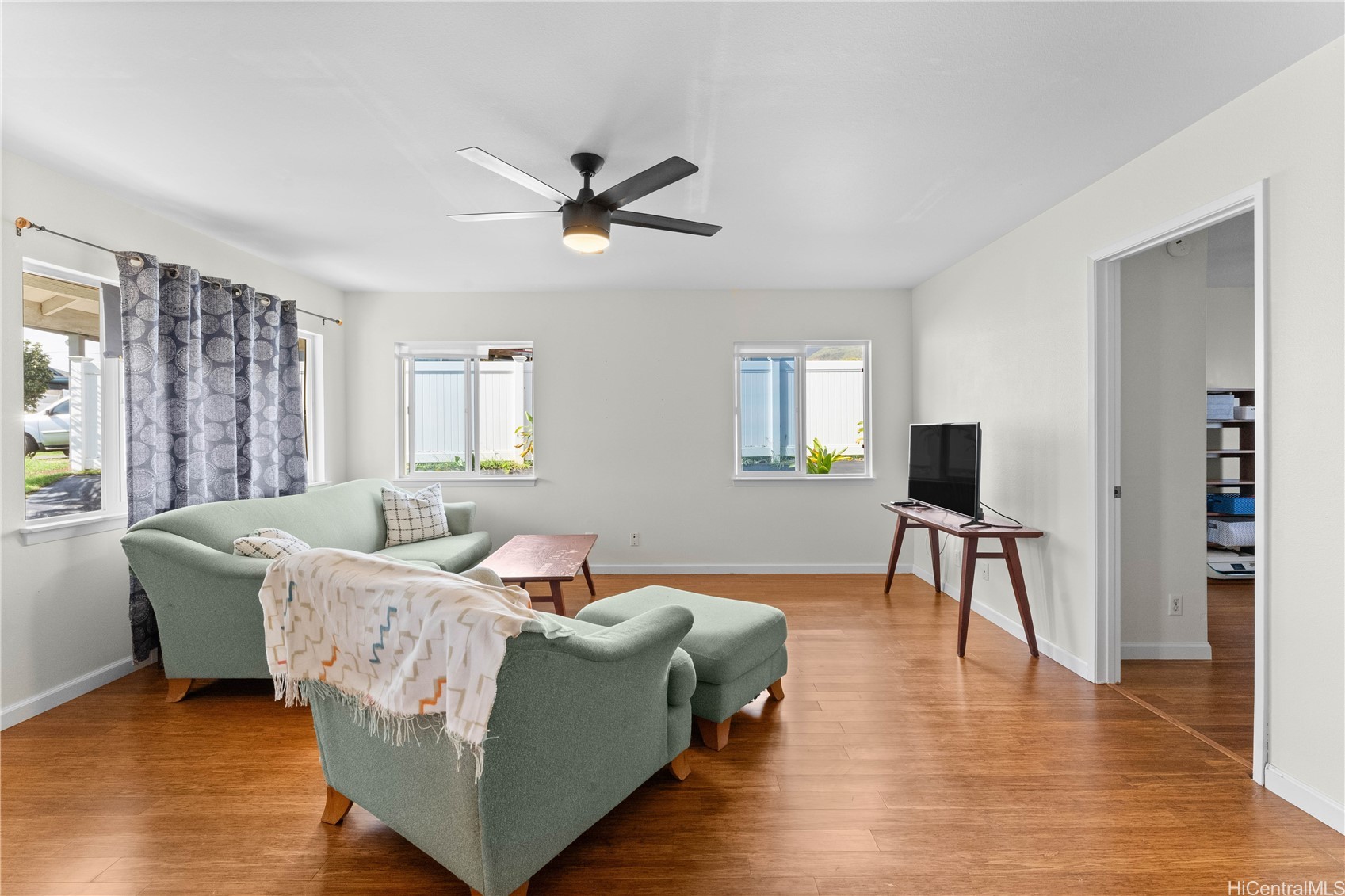 39 Hoola Hou Street Property Photo 5