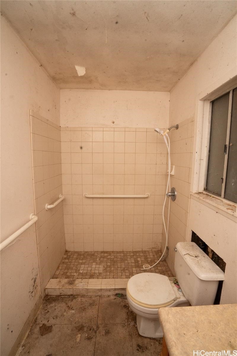 236 Lyman Avenue Property Photo 17