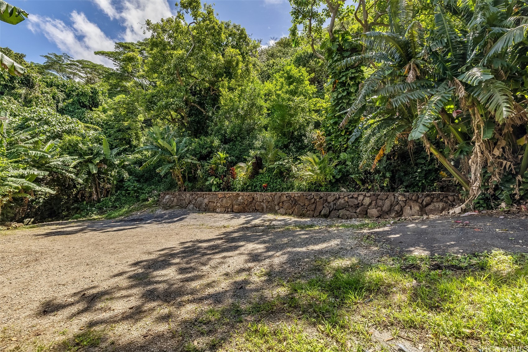 2640 Lai Road E Property Photo 1