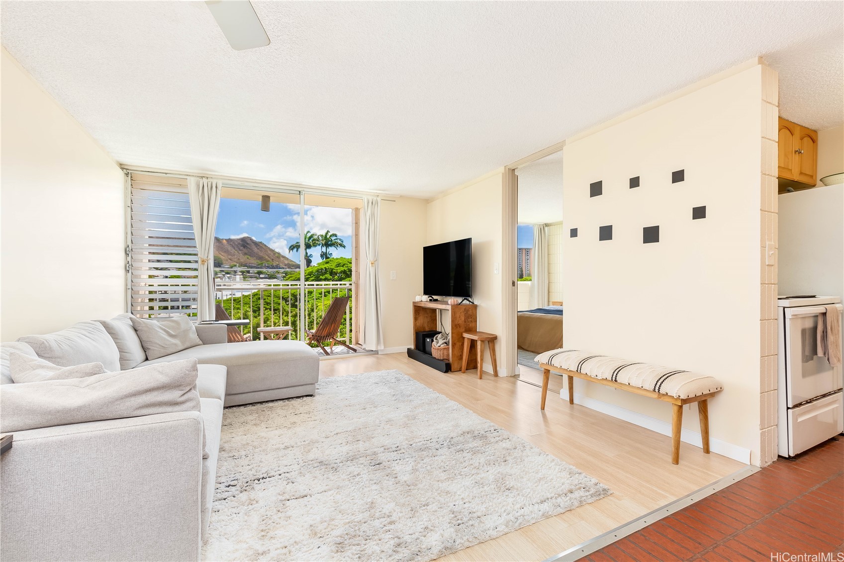 1720 Huna Street B/ph9 Property Photo 1