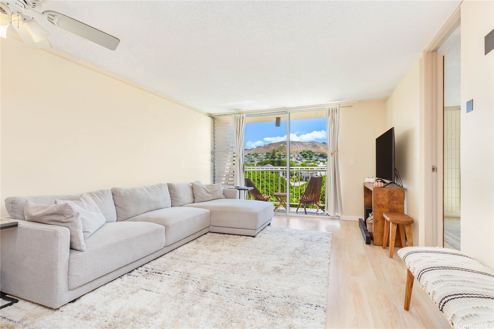 1720 Huna Street B/ph9 Property Photo 2