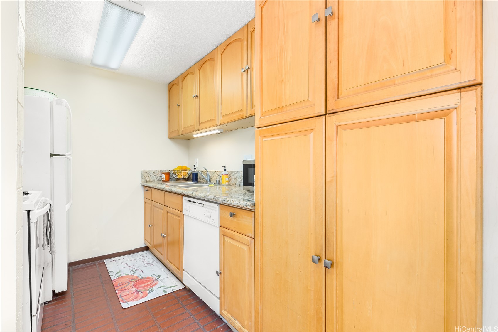 1720 Huna Street B/ph9 Property Photo 6