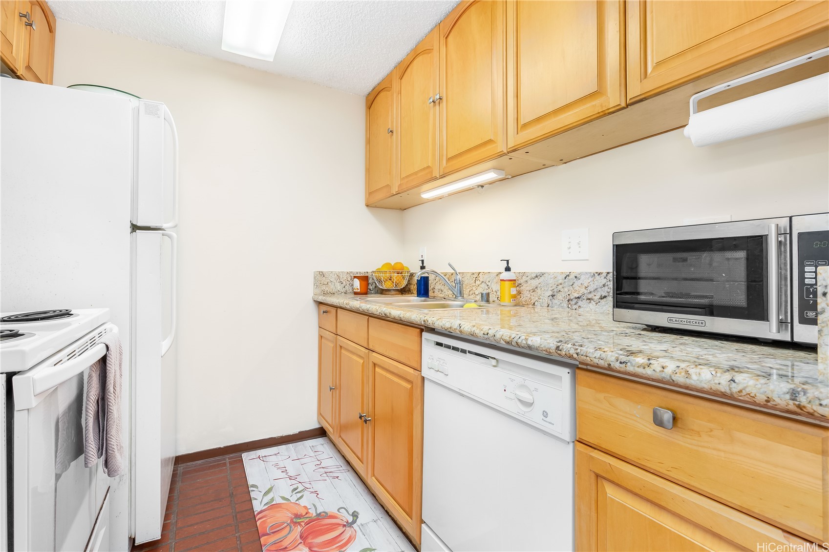 1720 Huna Street B/ph9 Property Photo 7