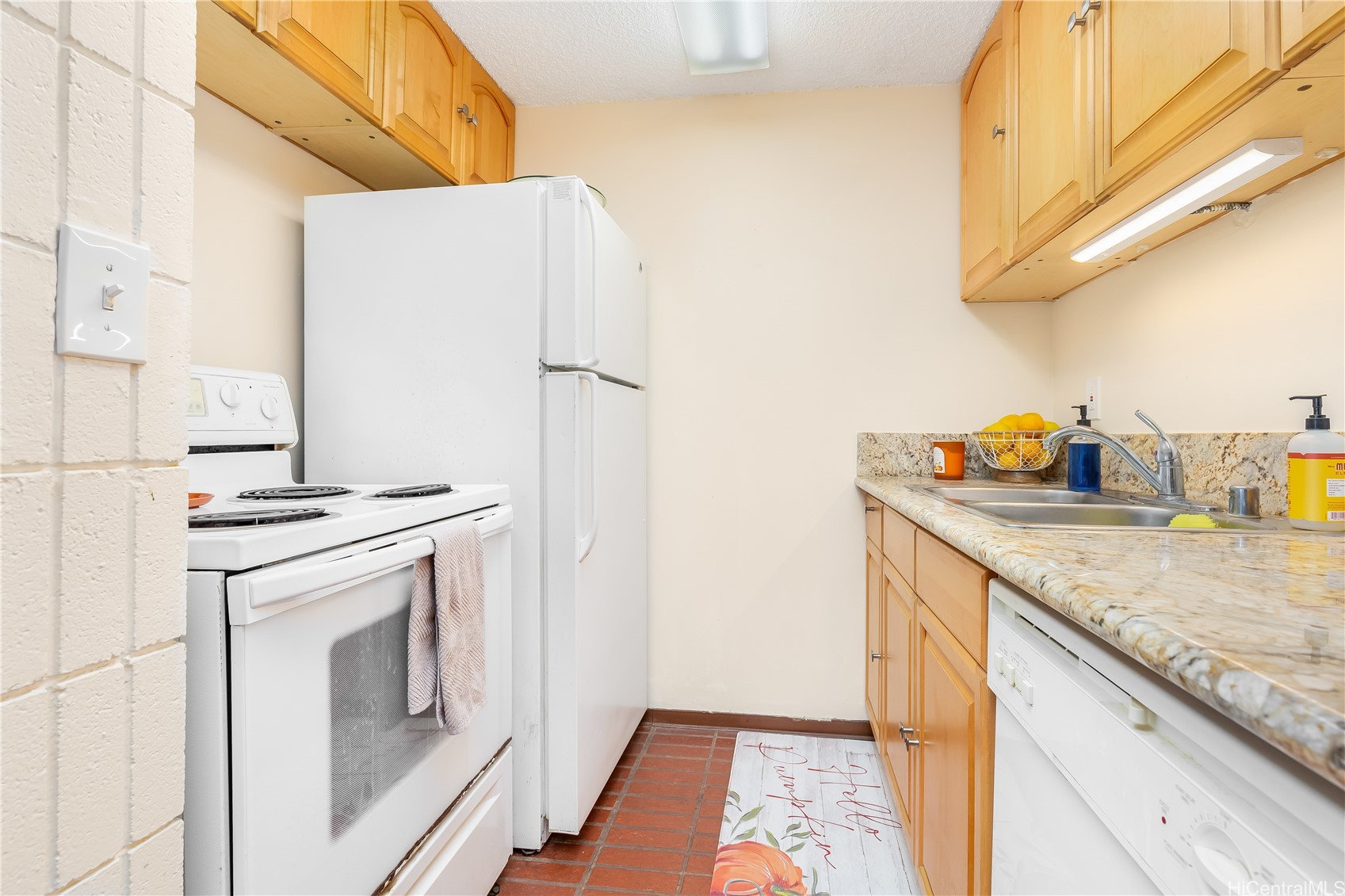 1720 Huna Street B/ph9 Property Photo 8