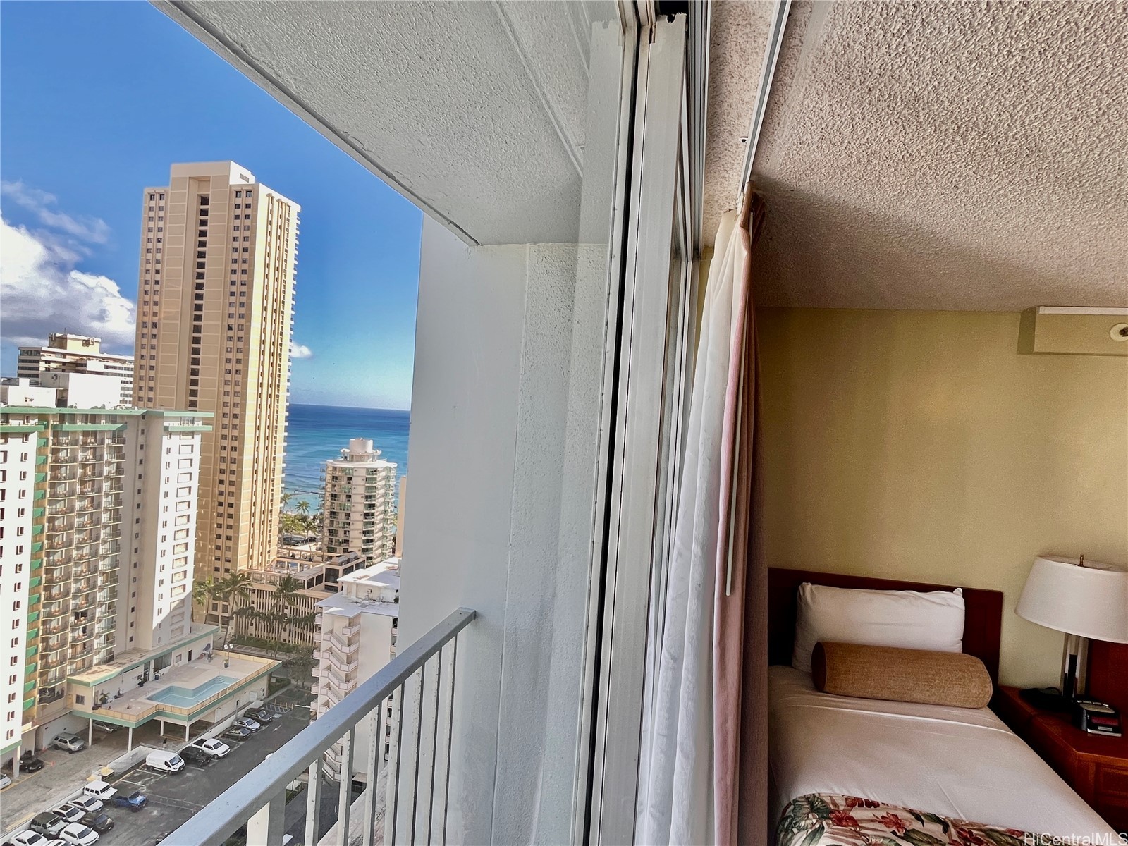 2427 Kuhio Avenue 2207 Property Photo 4