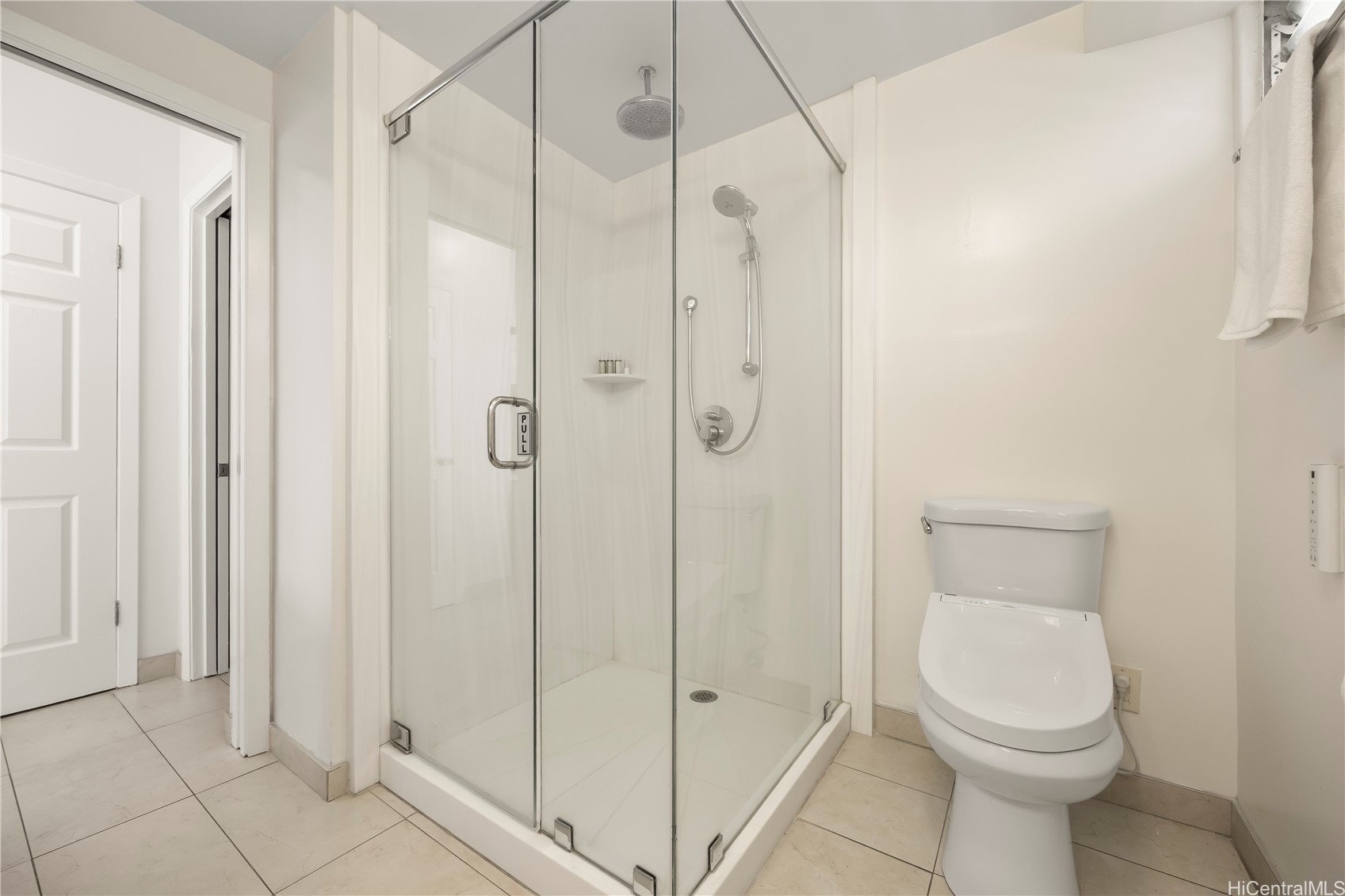 2161 Kalia Road 606 Property Photo 19