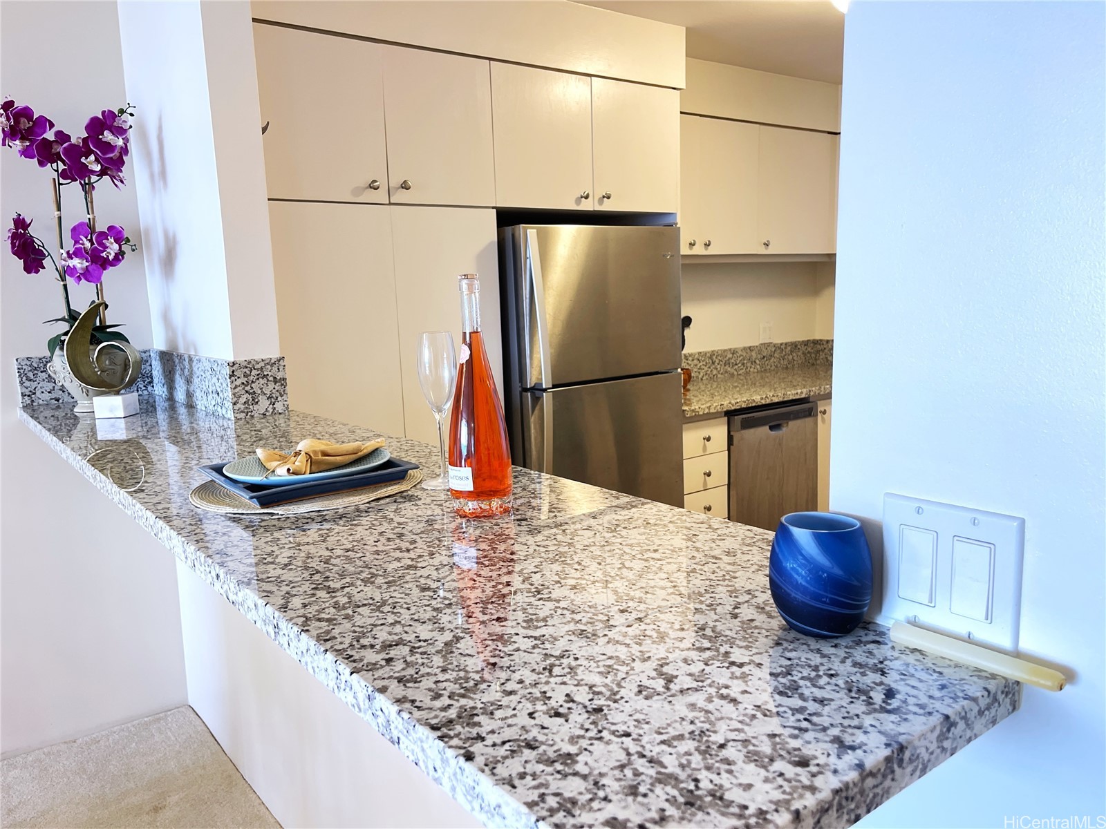1650 Ala Moana Boulevard 3405 Property Photo 6
