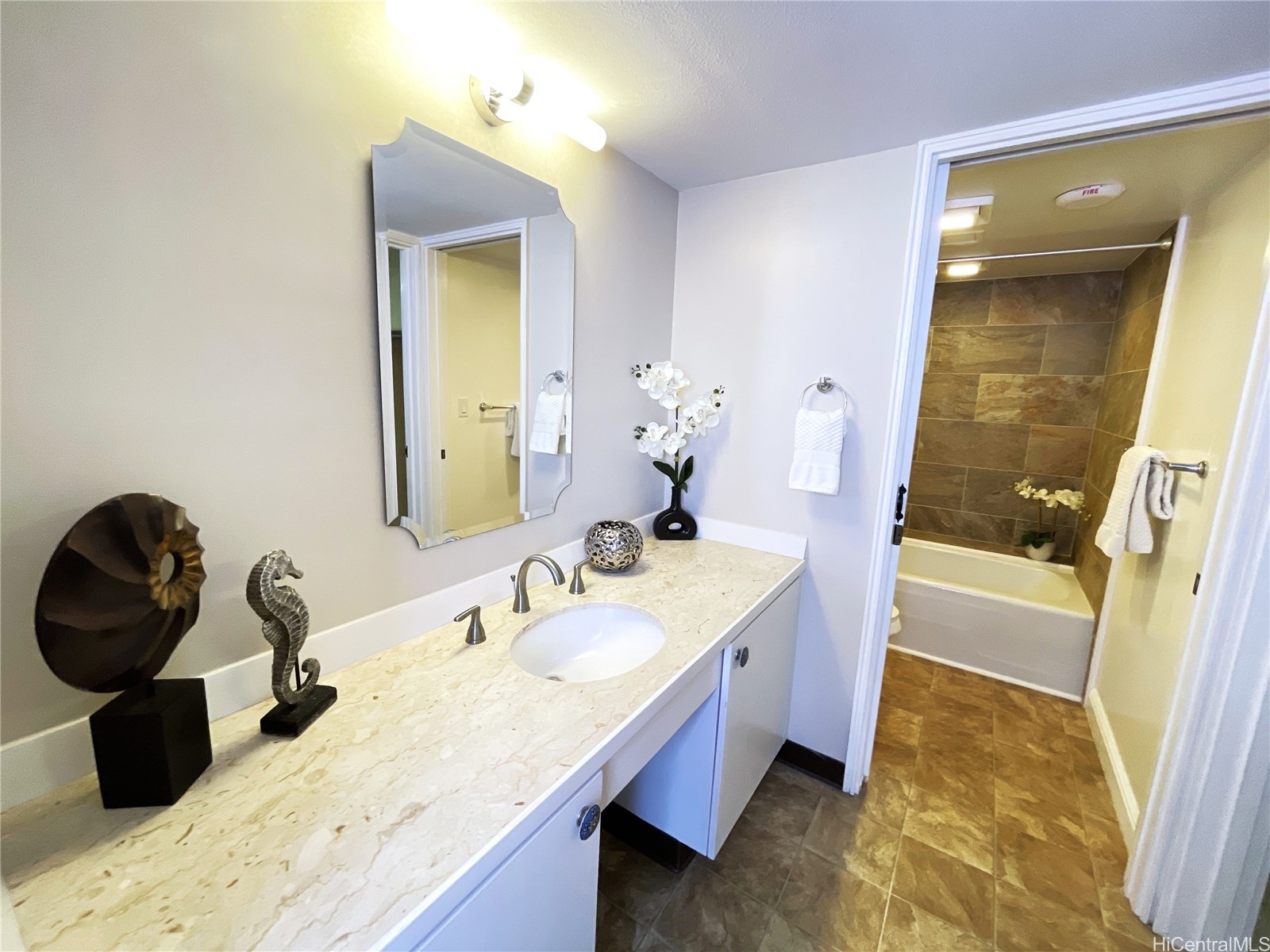 1650 Ala Moana Boulevard 3405 Property Photo 13