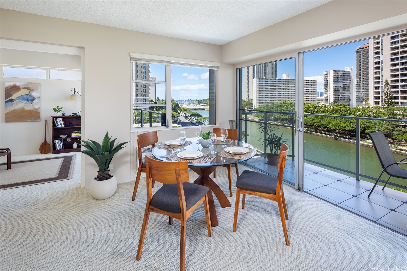 1645 Ala Wai Boulevard 606 Property Photo 2