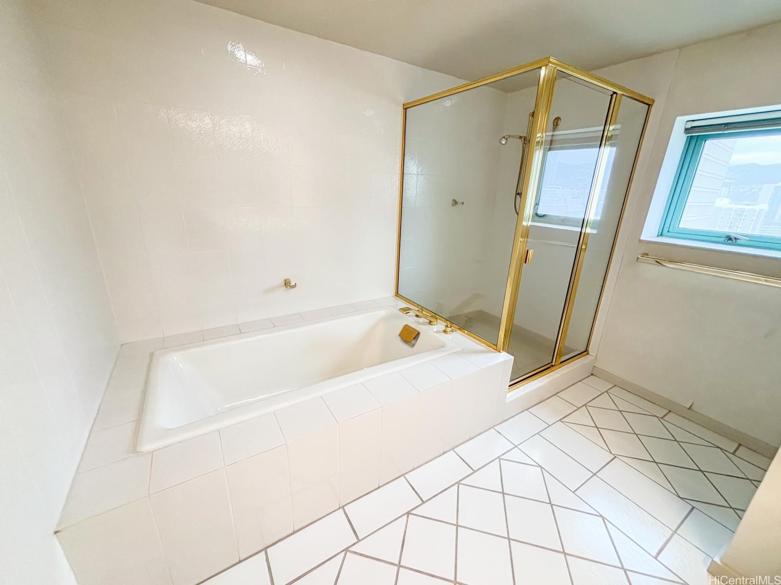 1341 Kapiolani Boulevard 16a Property Photo 11