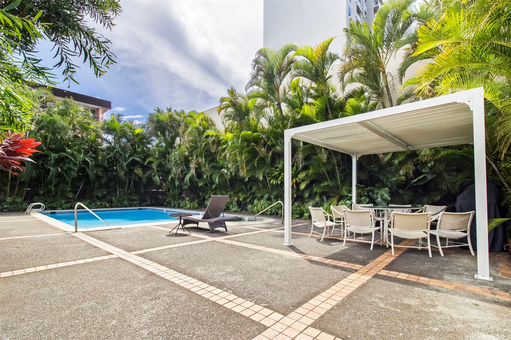 1114 Punahou Street 14a Property Photo 12