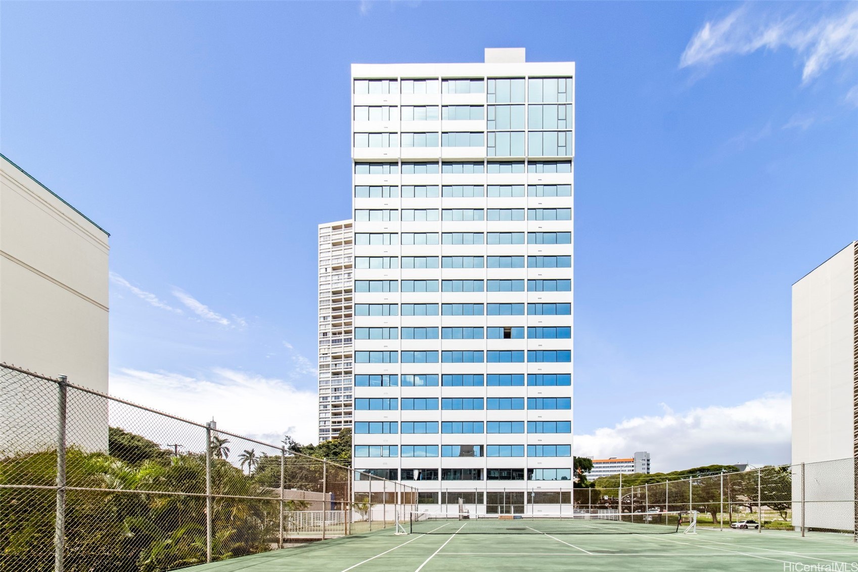 1114 Punahou Street 14a Property Photo 15