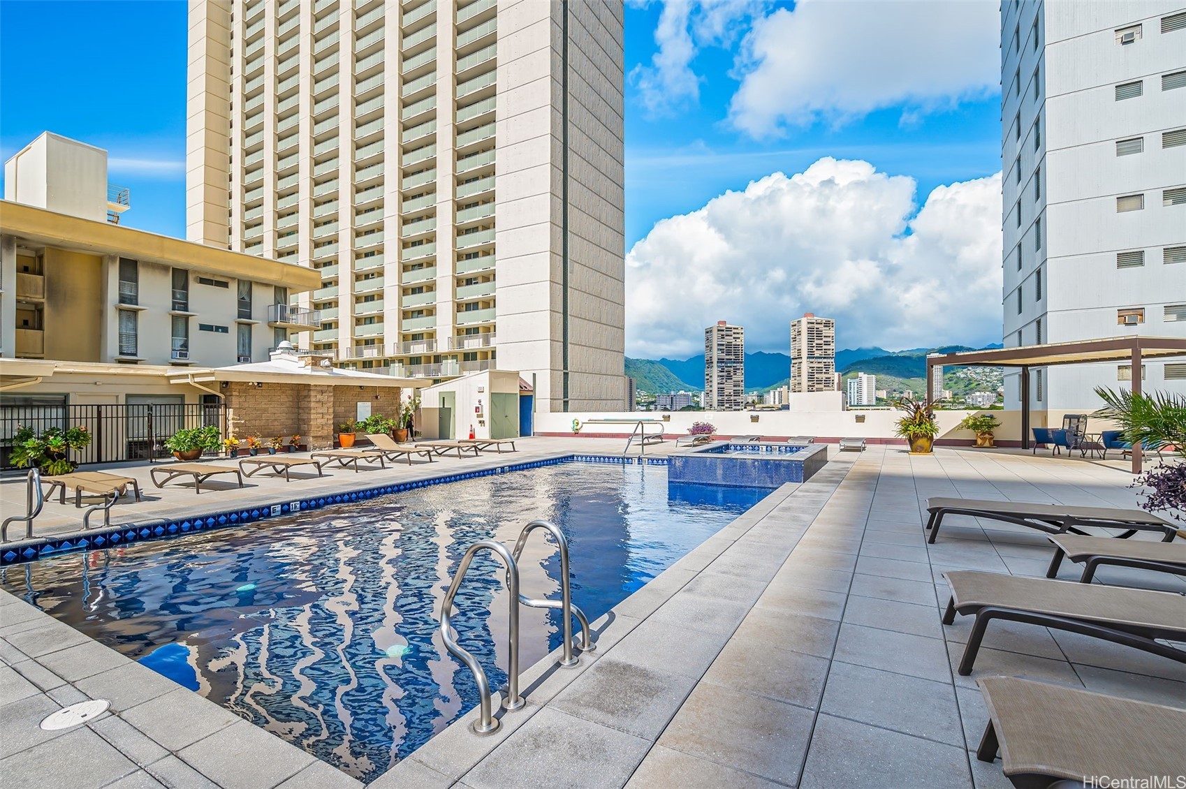 2211 Ala Wai Boulevard 1409 Property Photo 10