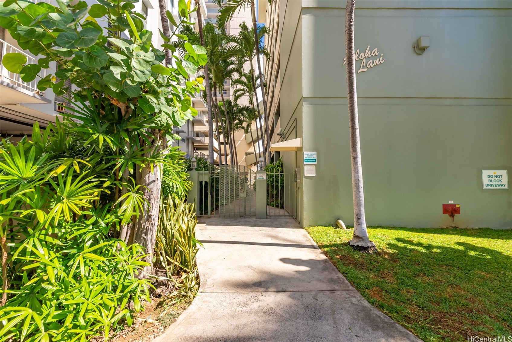 2211 Ala Wai Boulevard 1409 Property Photo 12