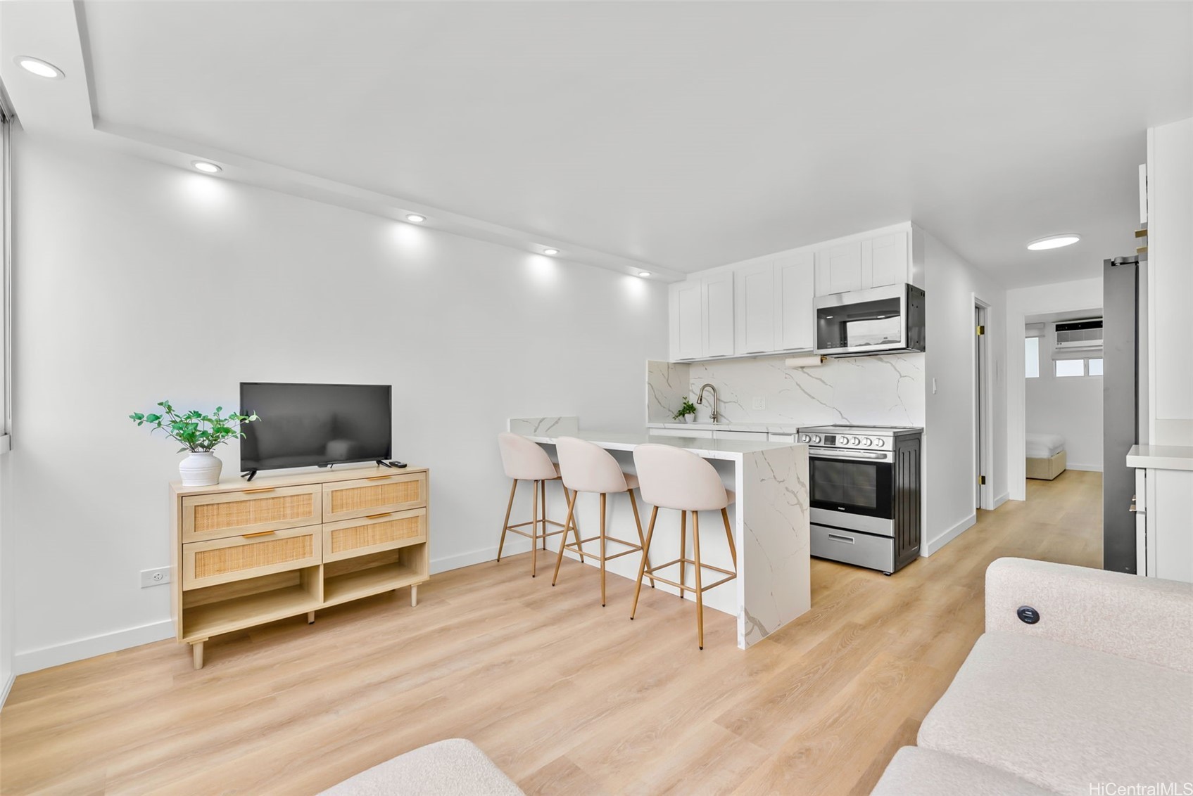 2211 Ala Wai Boulevard 1409 Property Photo 23