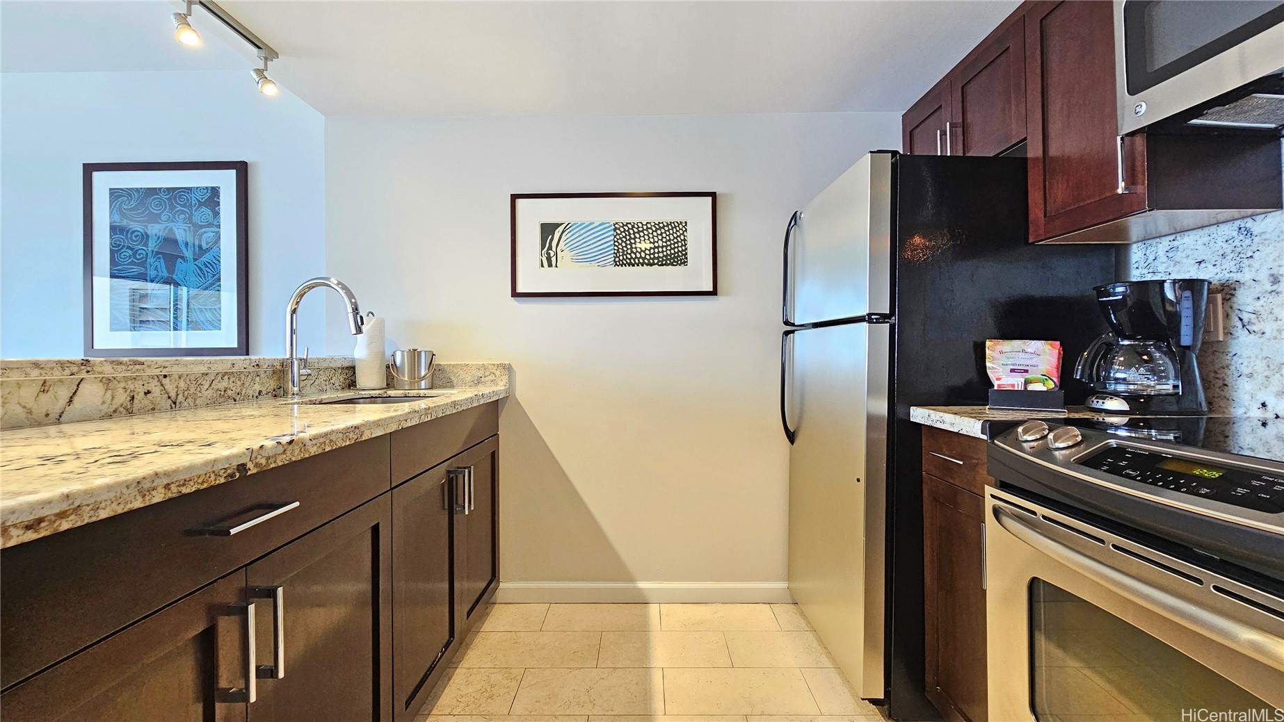 1777 Ala Moana Boulevard 2302 Property Photo 9