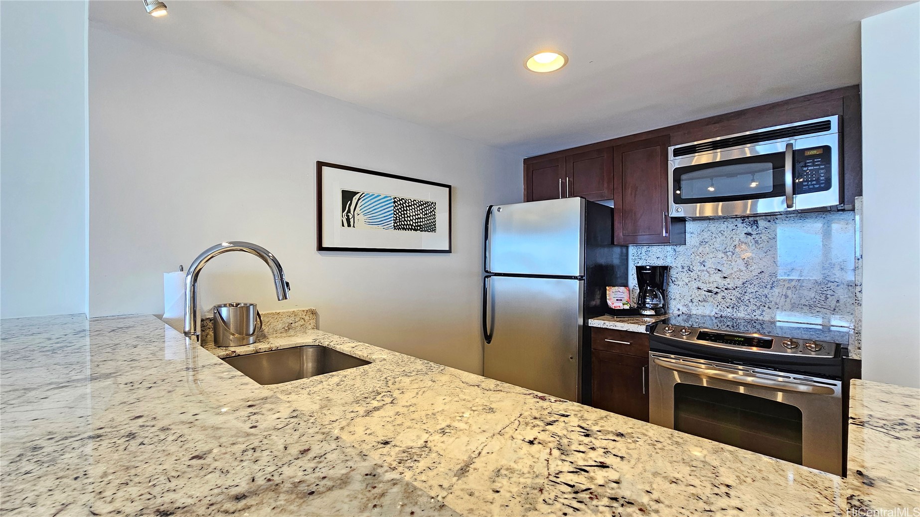 1777 Ala Moana Boulevard 2302 Property Photo 12