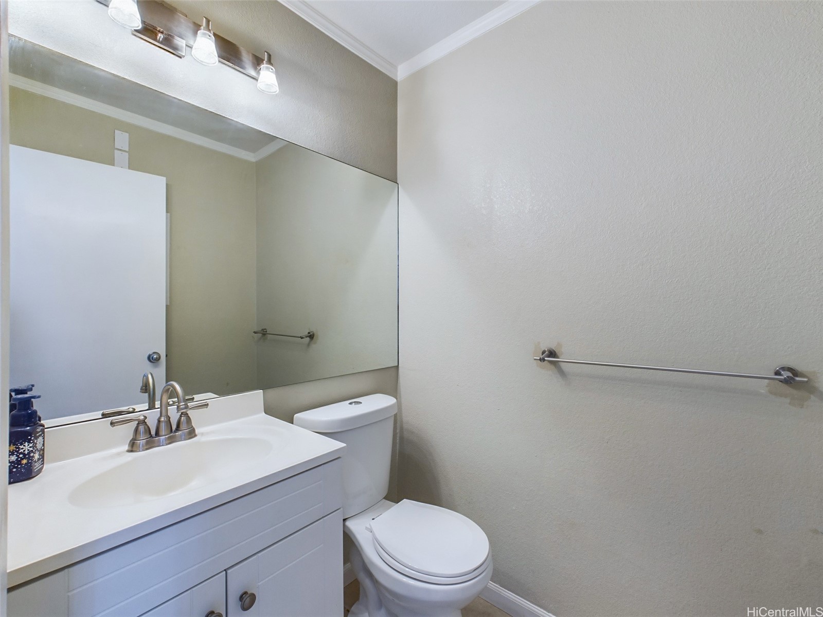572 Mananai Place 20a Property Photo 15