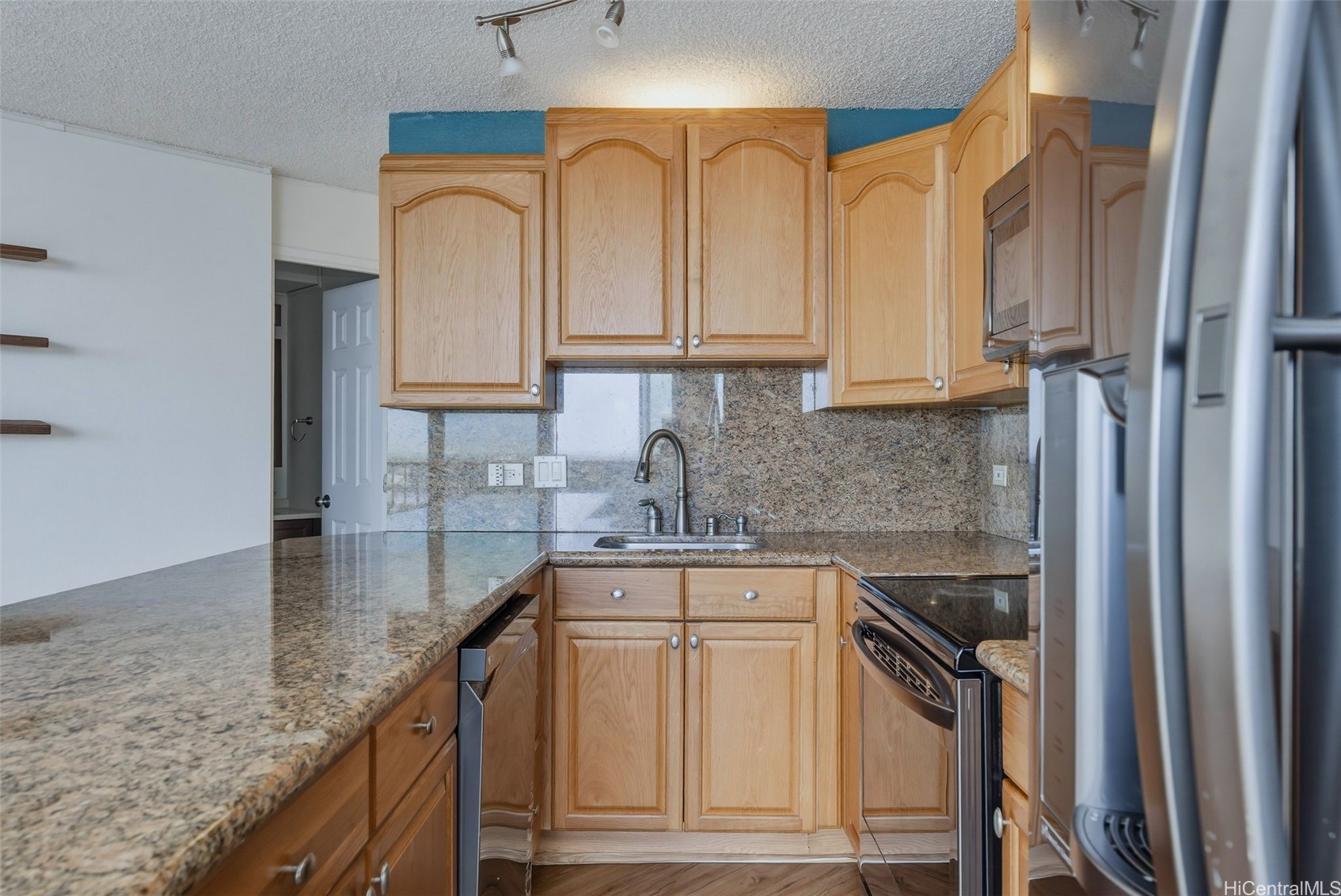 98-099 Uao Place 2504 Property Photo 7